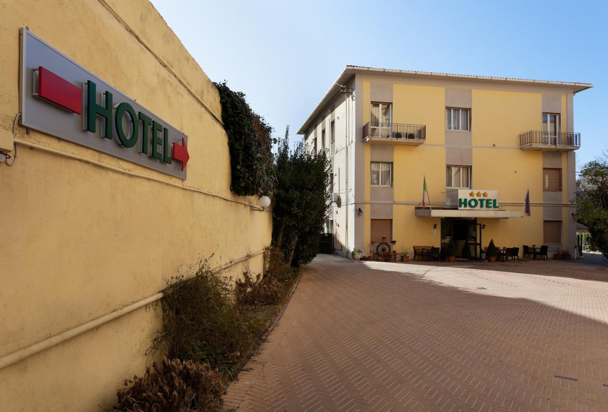 Parking Hotel Giardino ลีวอร์โน ภายนอก รูปภาพ