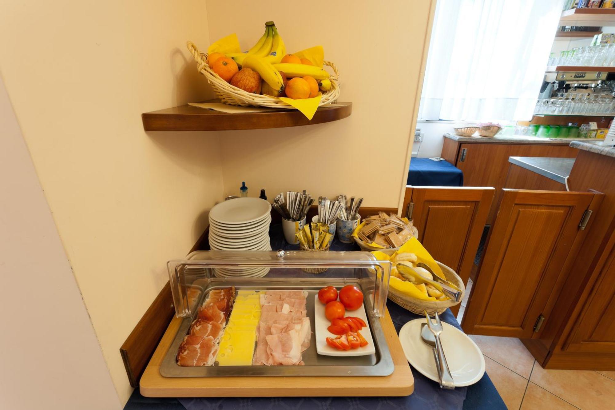 Parking Hotel Giardino ลีวอร์โน ภายนอก รูปภาพ